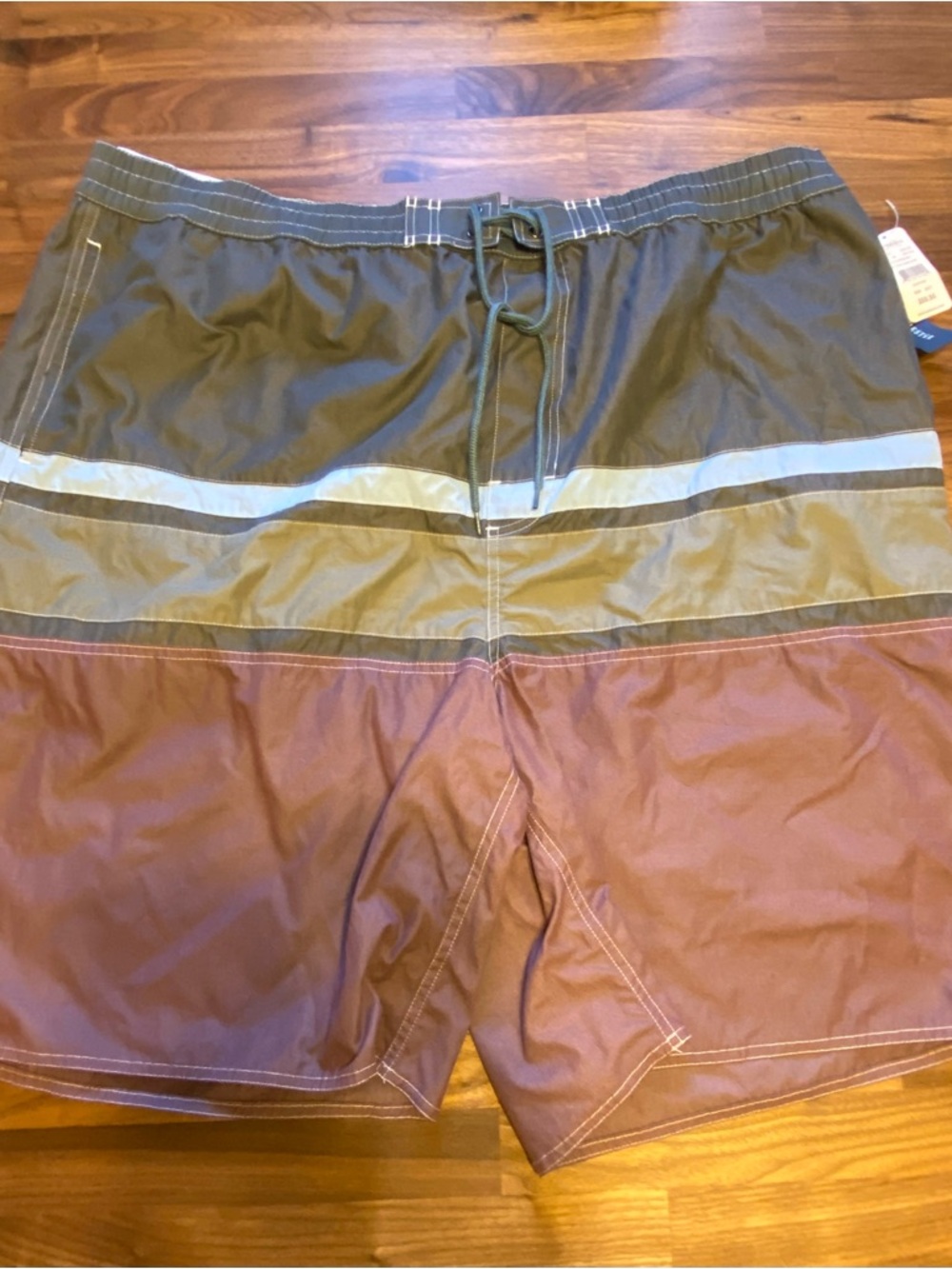 Men's Colorblock Swim Board Shorts in Olive and Maroon